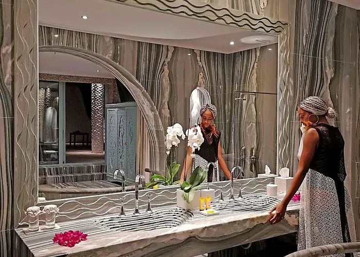 Agalia Luxury Koumpara