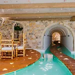 Agalia Luxury *