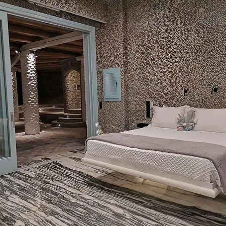 Agalia Luxury *