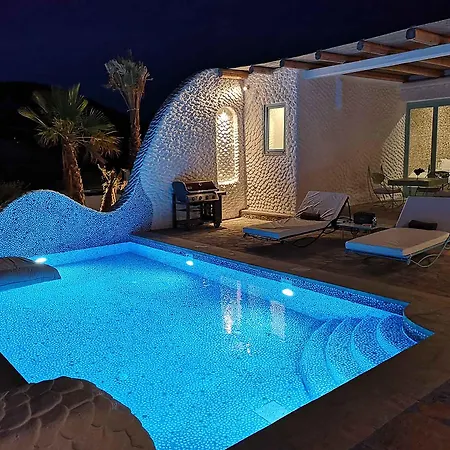 Agalia Luxury *