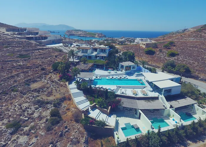 Agalia Luxury Vila Koumpara